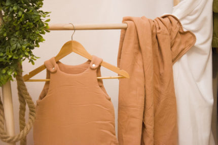 Gigoteuse gaze de coton marron